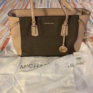 Michael Kors purse
